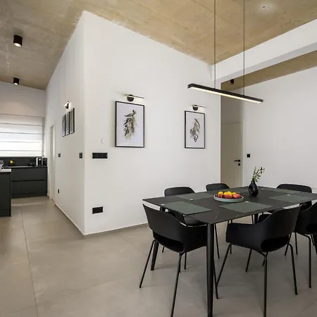 Casa Pianta In - Haus Fuer 6 Personen * Buzet