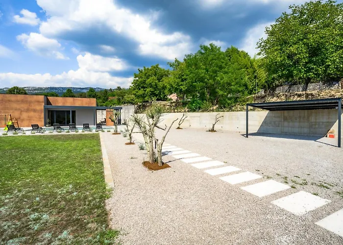 Casa Pianta In - Haus Fuer 6 Personen Buzet